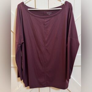 Athleta Essence Flow Long Sleeve Top Size Medium